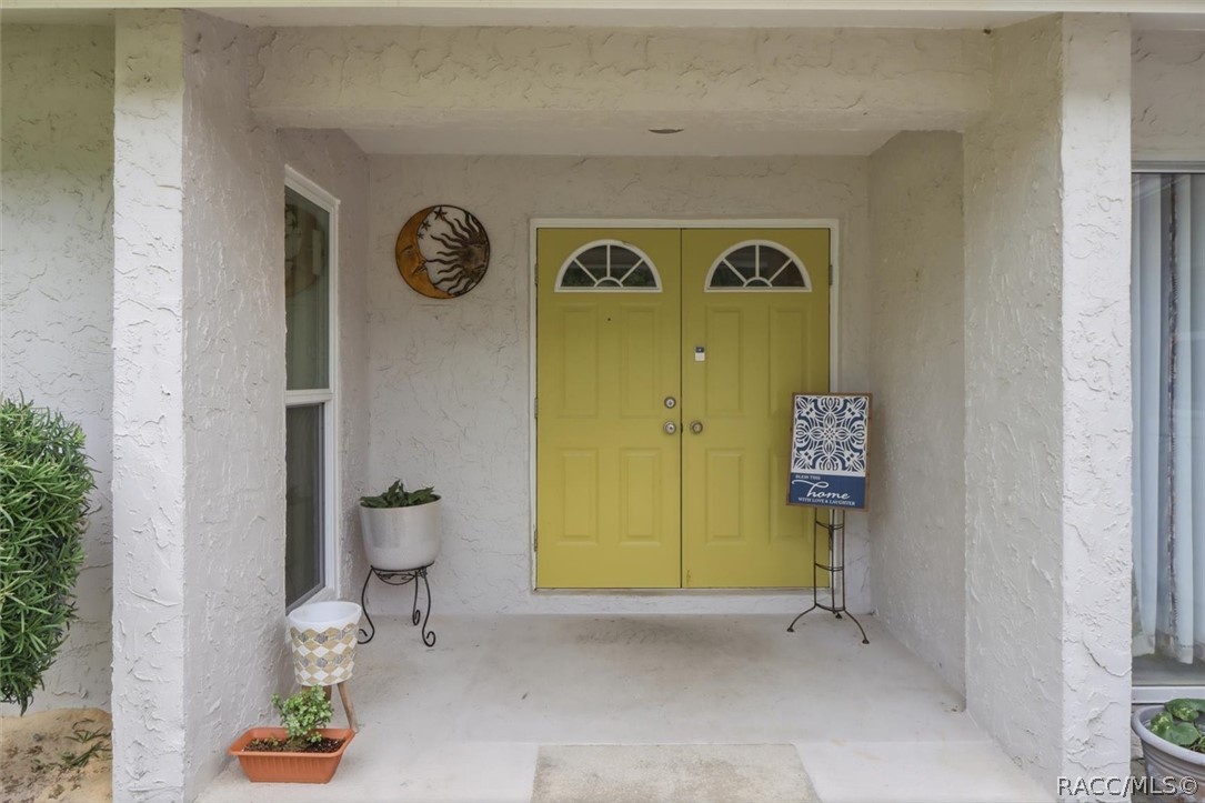 2507 Bluegrass Street Inverness, FL 34453 - Photo 6 of 43 Dual Exterior DoorsFoyer