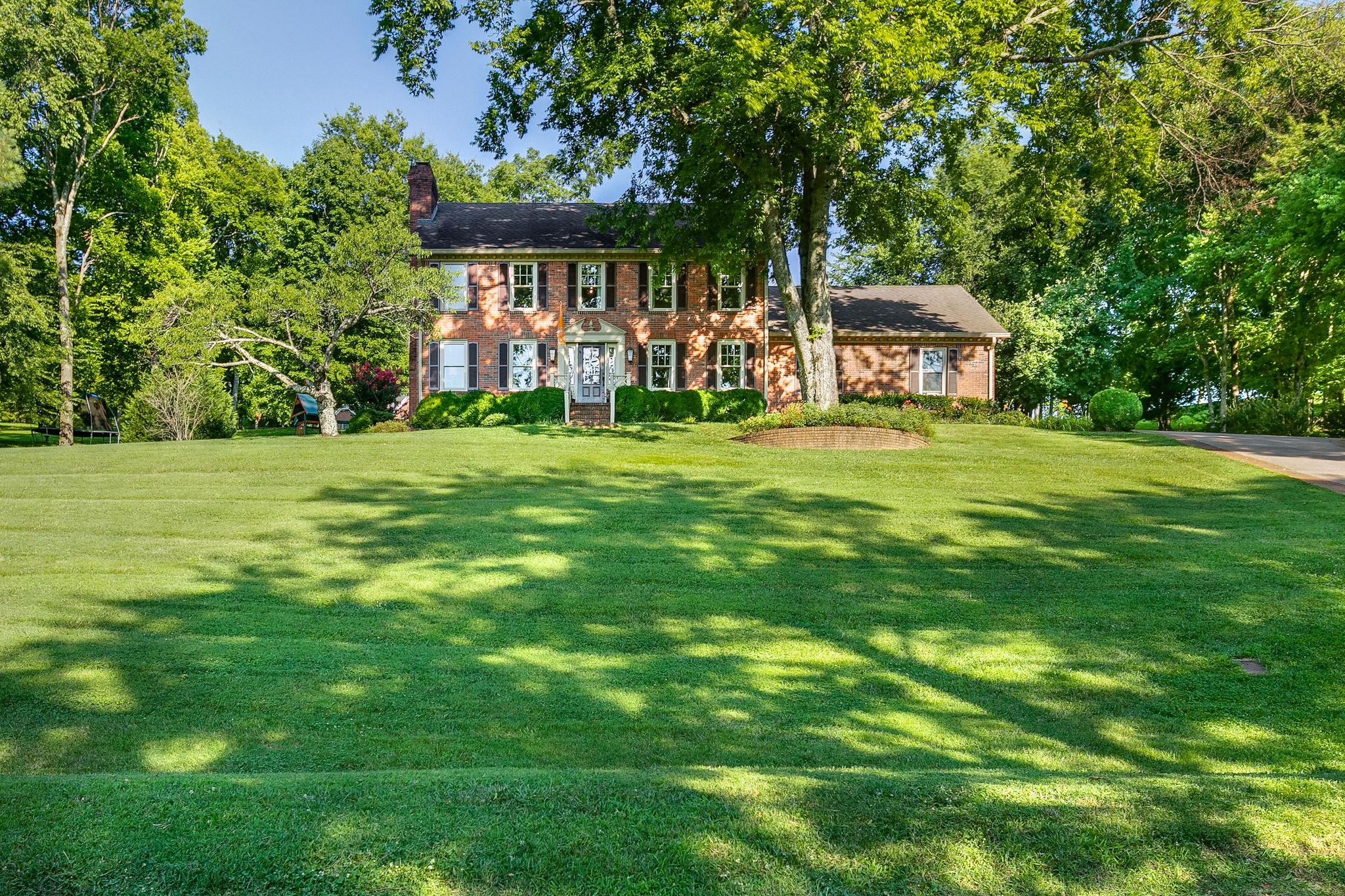 309 Stoneybrook Road Columbia, TN 38401 - Photo 3 of 30 Gallery Image 3