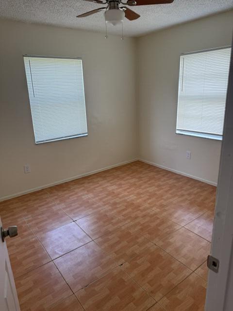 4766 Gulfstream Road Lake Worth, FL 33461 - Photo 7 of 10 IMG_4532