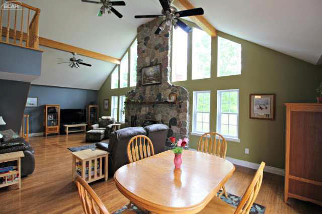 12491 Vernon Road Bancroft, MI 48414 - Photo 14 of 36 21177350-13.JPG