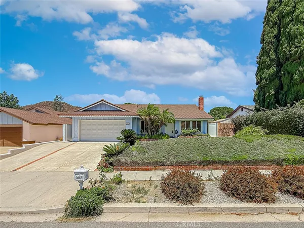 $939,000 | 1401 Calle De Oro, Thousand Oaks, CA 91360
