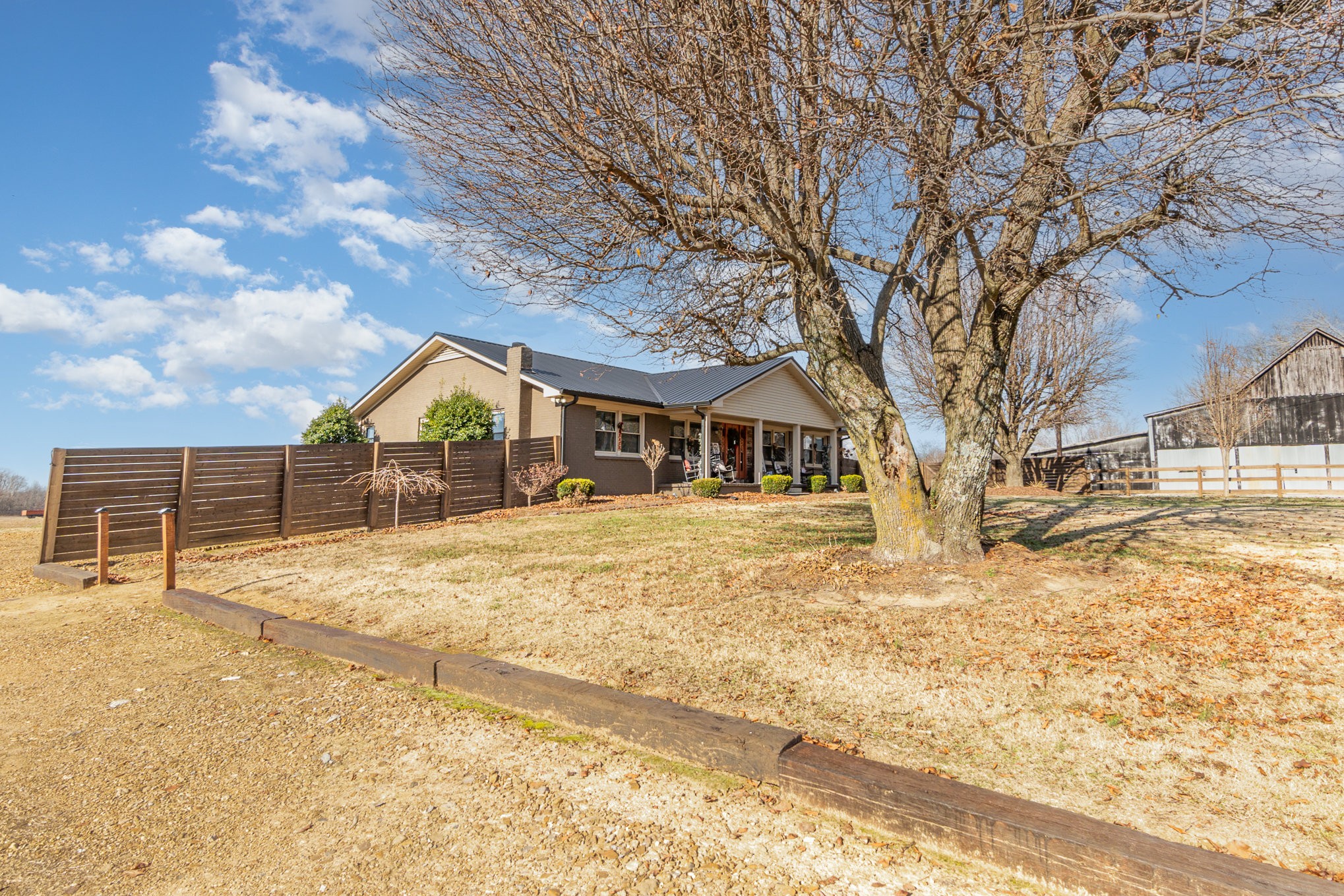 4120 Woodrow Wilson Road Springfield, TN 37172 - Photo 2 of 38 a front view of house with yard