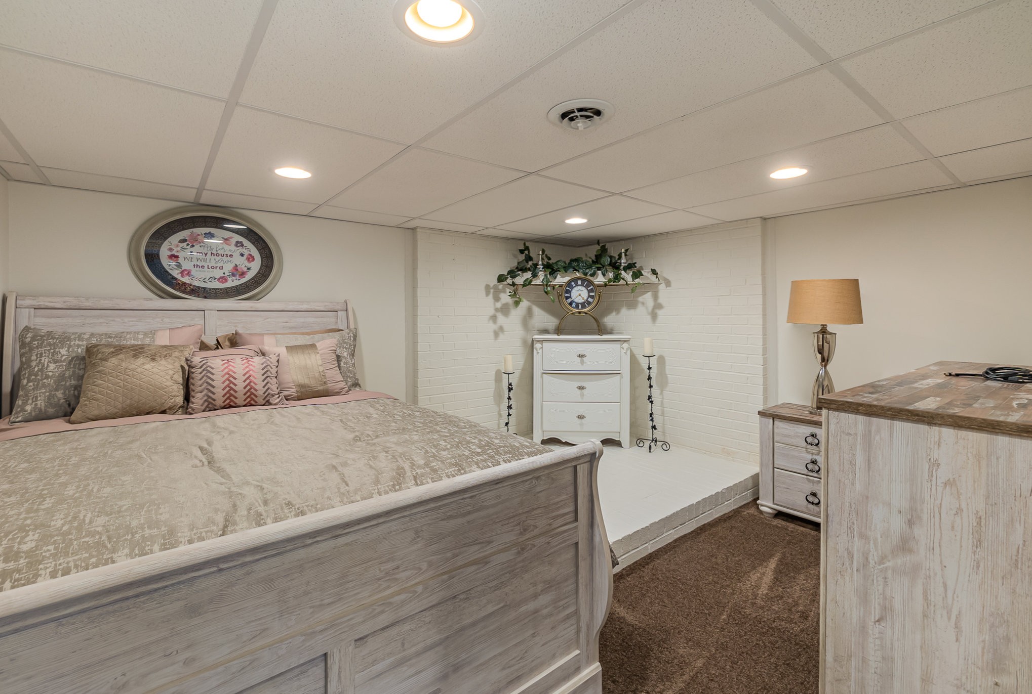 4120 Woodrow Wilson Road Springfield, TN 37172 - Photo 21 of 38 a spacious bedroom with a bed and furniture
