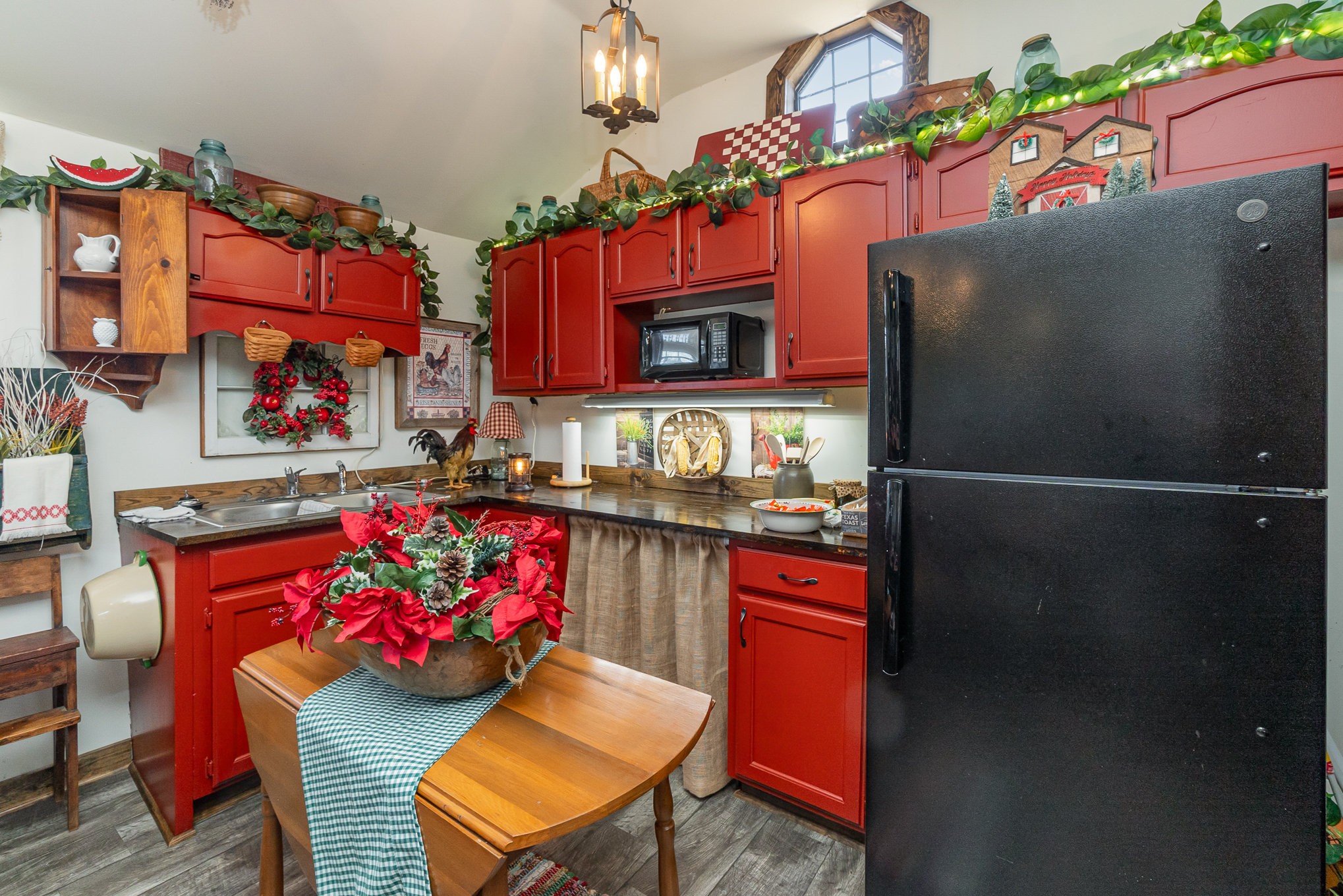 4120 Woodrow Wilson Road Springfield, TN 37172 - Photo 28 of 38 a kitchen with stainless steel appliances granite countertop a sink stove and refrigerator