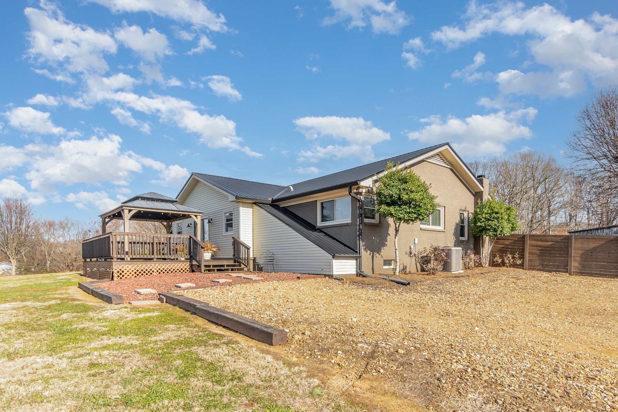 4120 Woodrow Wilson Road Springfield, TN 37172 - Photo 37 of 38 a view of a house with a patio