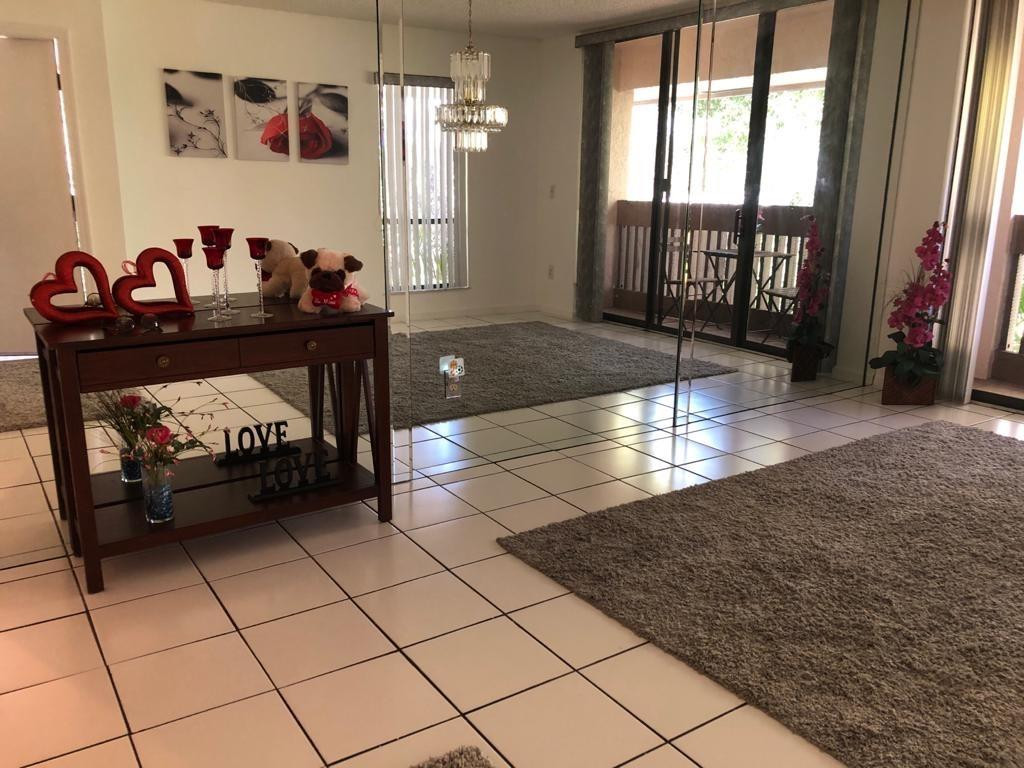 9268 Sable Ridge Circle, Unit D Boca Raton, FL 33428 - Photo 6 of 27 Photo 6