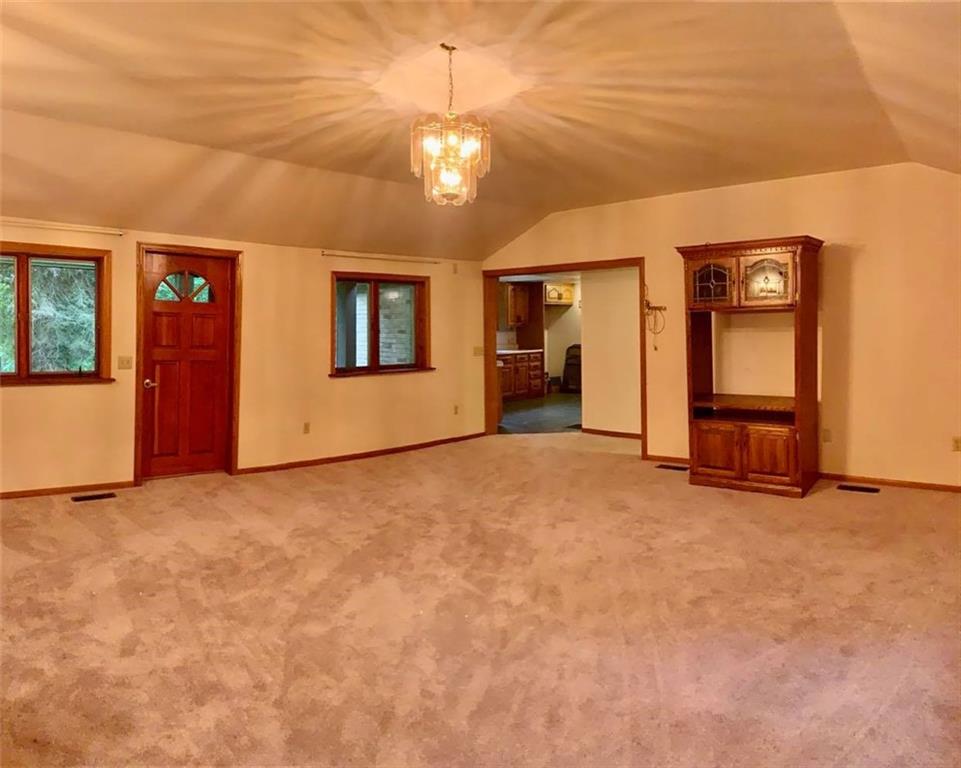 384 Chicora Road Butler, PA 16001 - Photo 10 of 25 Gallery Image 10