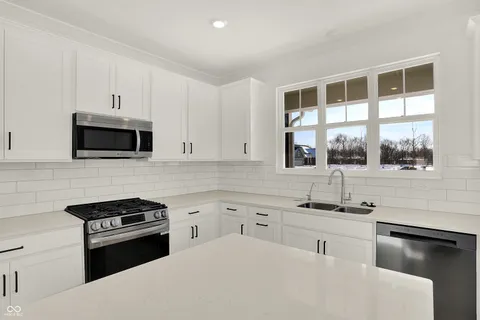 $443,525 | 696 Growe Court, Avon, IN 46123