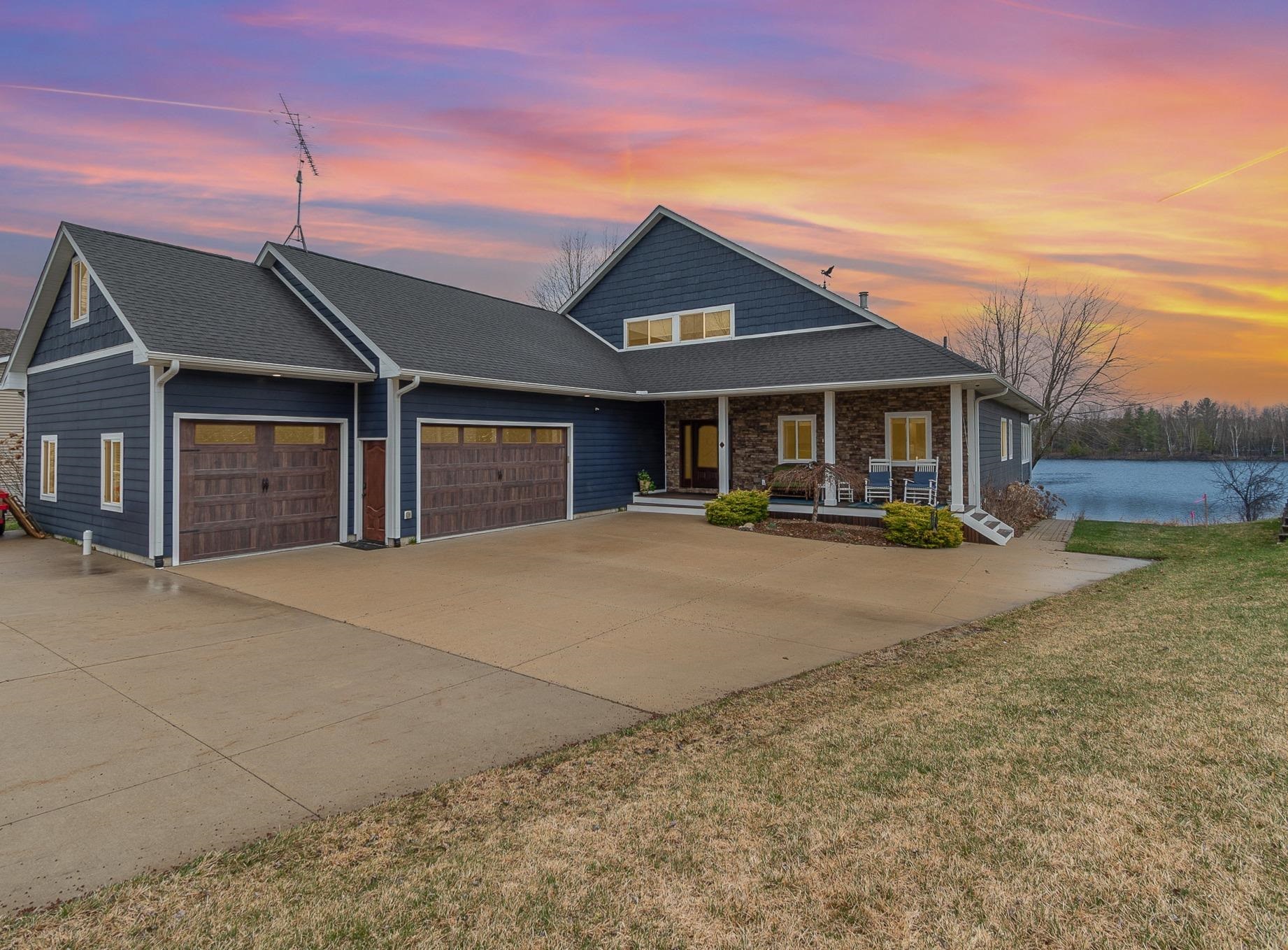 4484 Hamilton Way Gladwin, MI 48624 - Photo 1 of 62