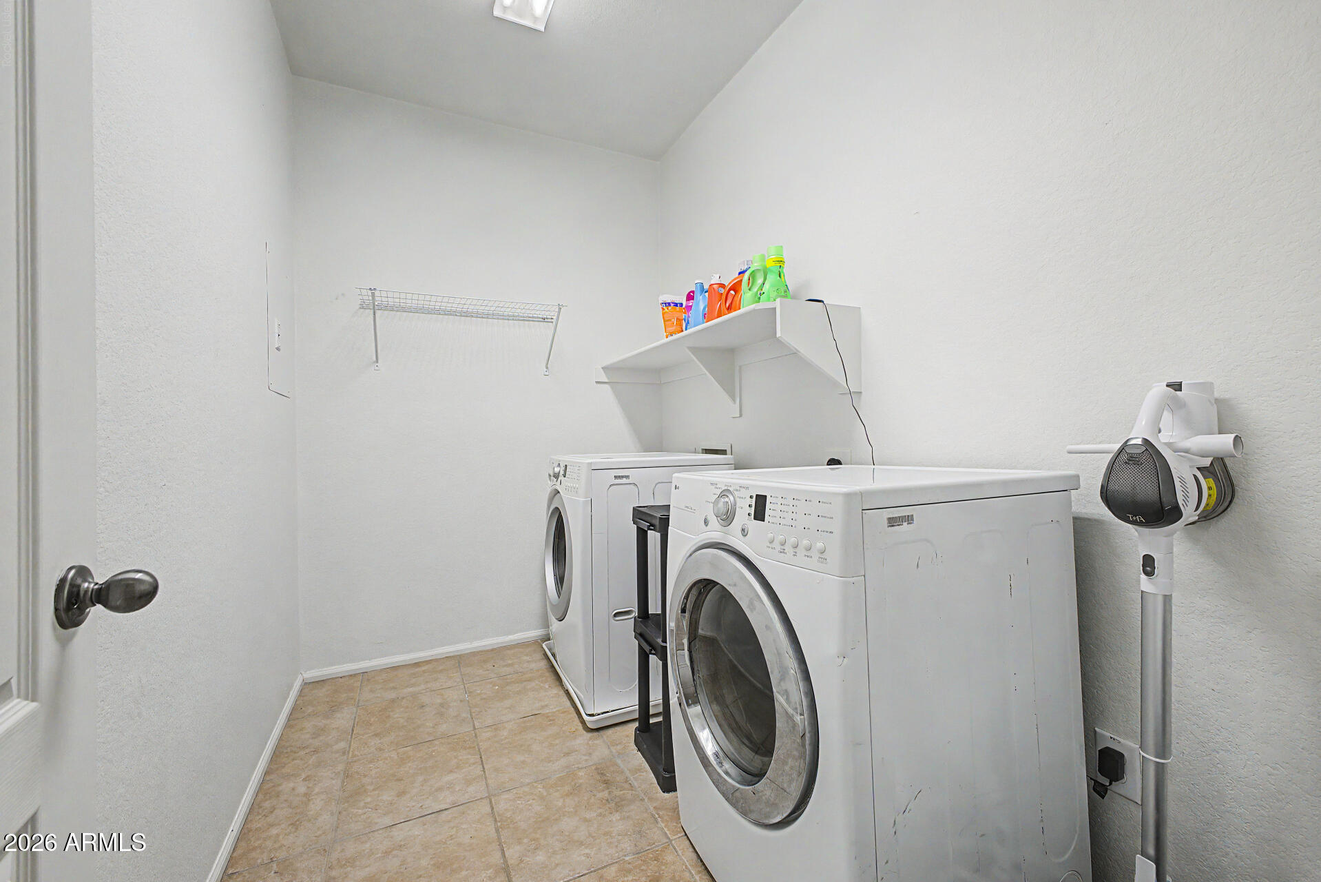 21747 Backus Drive Maricopa, AZ 85138 - Photo 37 of 44 Laundry