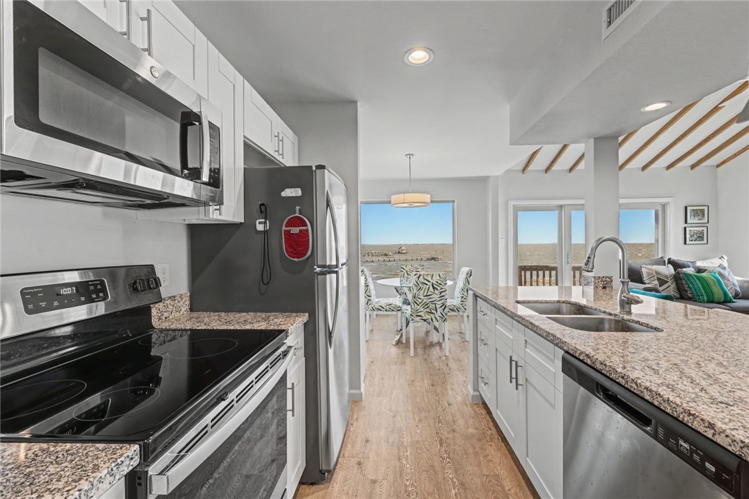 620 Fulton Beach Road, Unit 705 Rockport, TX 78382 - Photo 11 of 38 Gallery Image 11