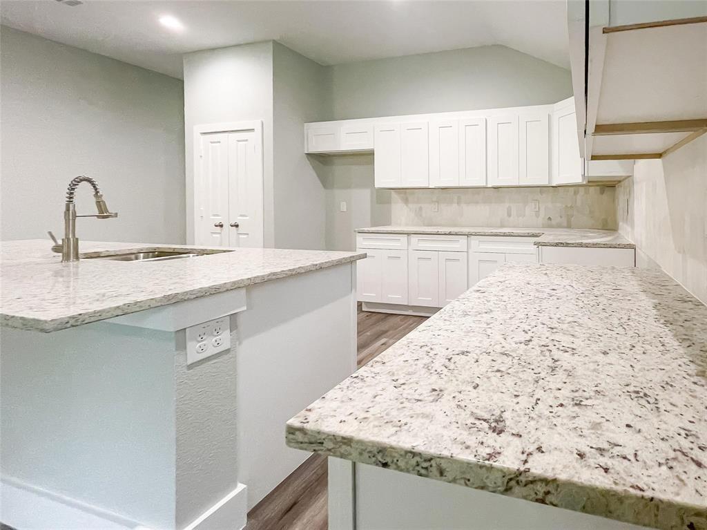 3318 Rutledge Street Dallas, TX 75215 - Photo 14 of 21