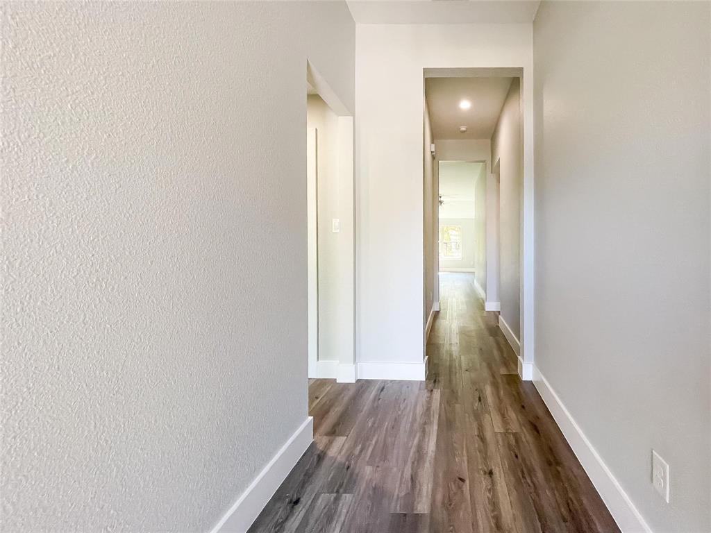 3318 Rutledge Street Dallas, TX 75215 - Photo 7 of 21