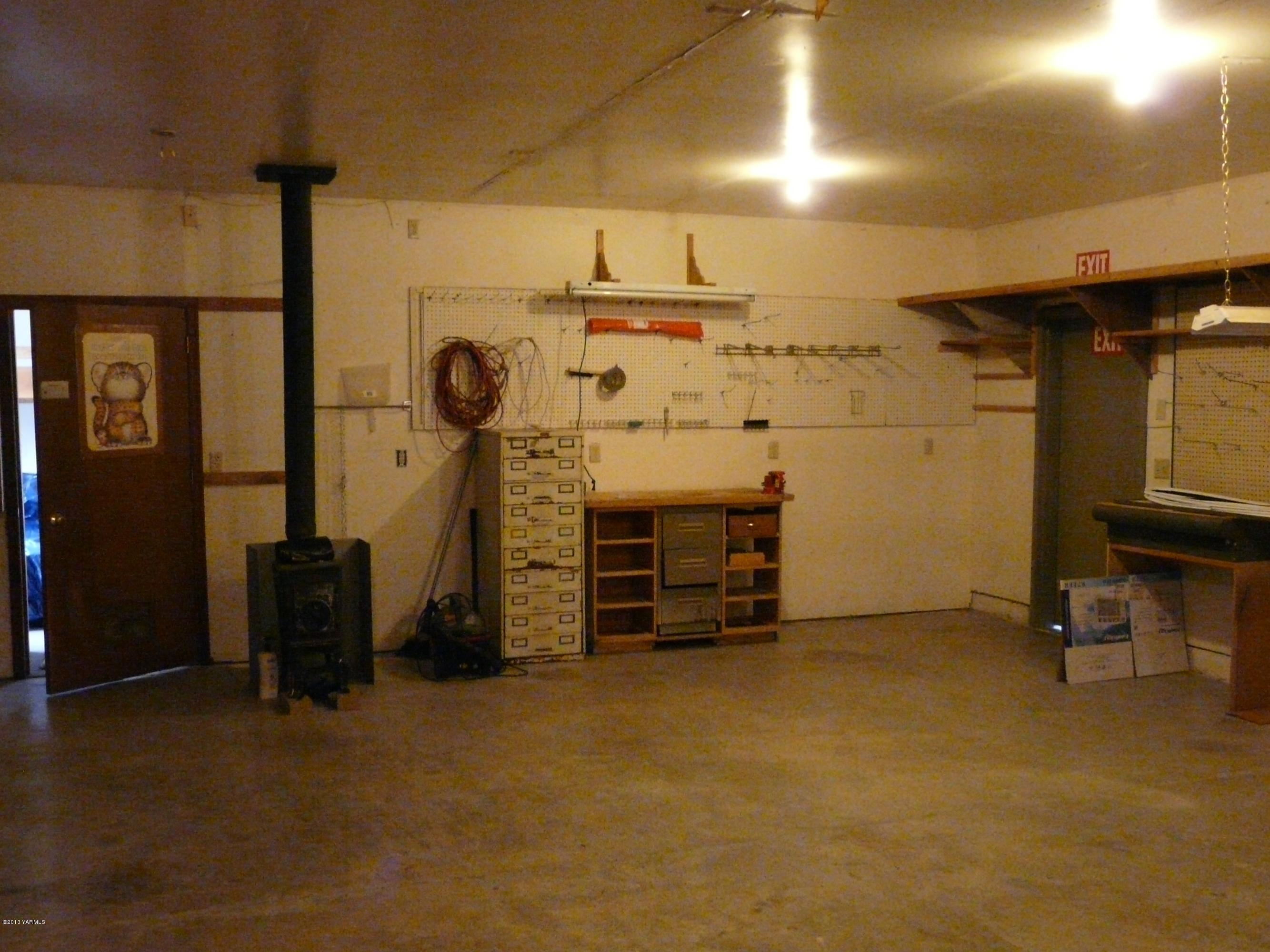10605 Hackett Road Yakima, WA 98903 - Photo 8 of 17 P1080387