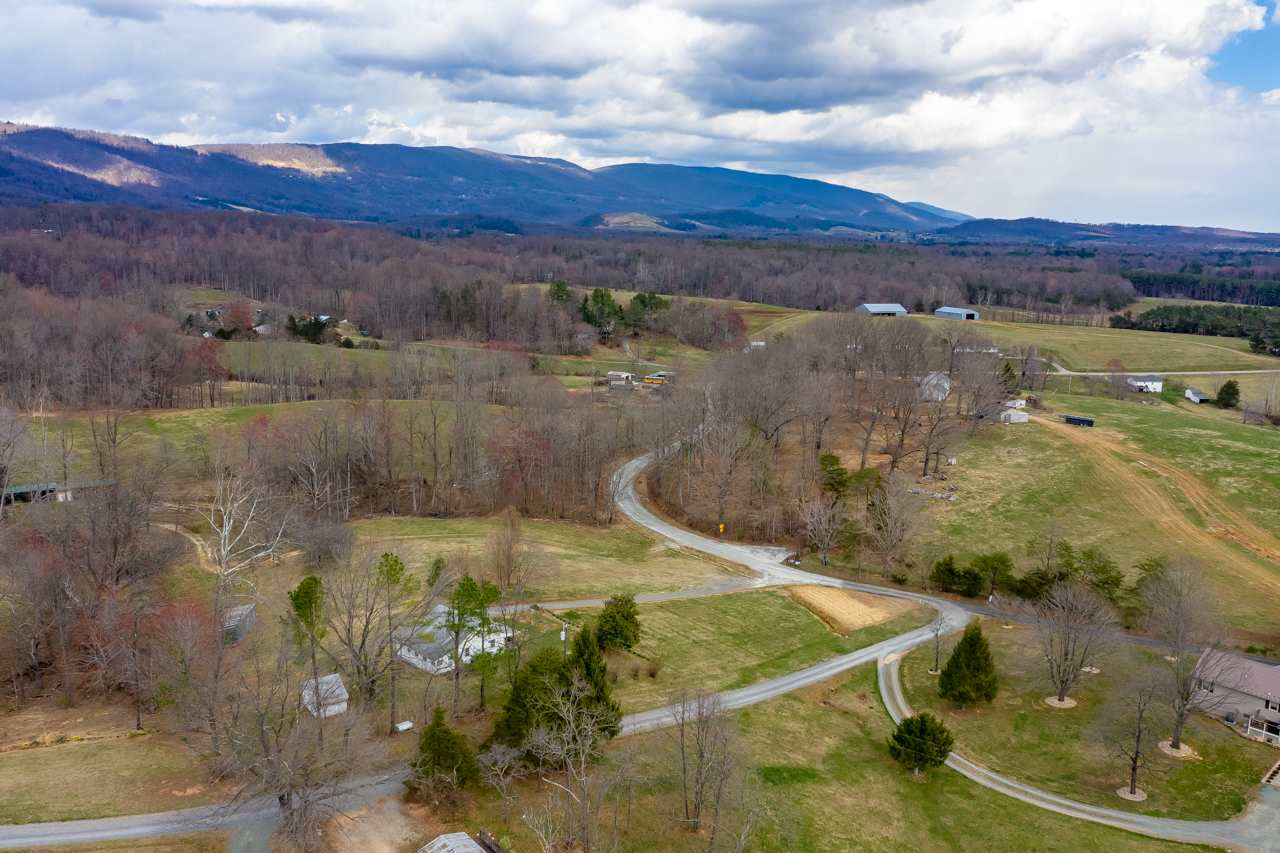 1266 Fox Hollow Road Afton, VA 22920 - Photo 16 of 37 Gallery Image 16