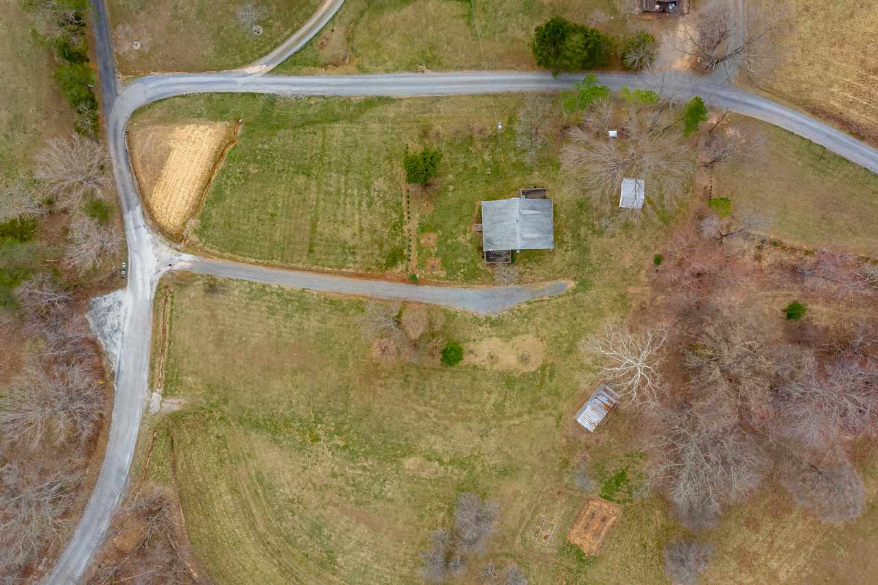 1266 Fox Hollow Road Afton, VA 22920 - Photo 22 of 37 Gallery Image 22