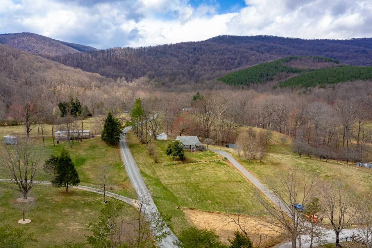 1266 Fox Hollow Road Afton, VA 22920 - Photo 24 of 37 Gallery Image 24