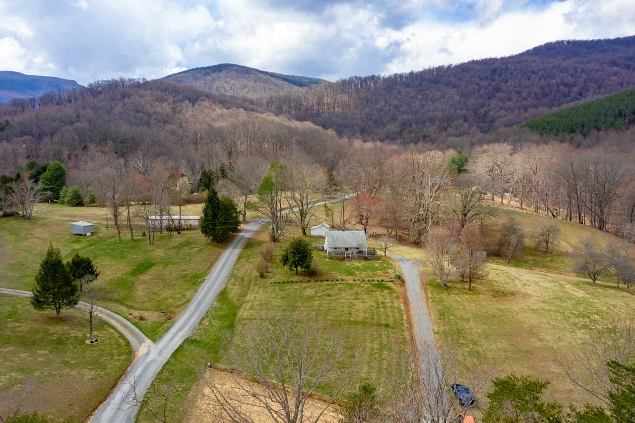 1266 Fox Hollow Road Afton, VA 22920 - Photo 3 of 37 Gallery Image 3