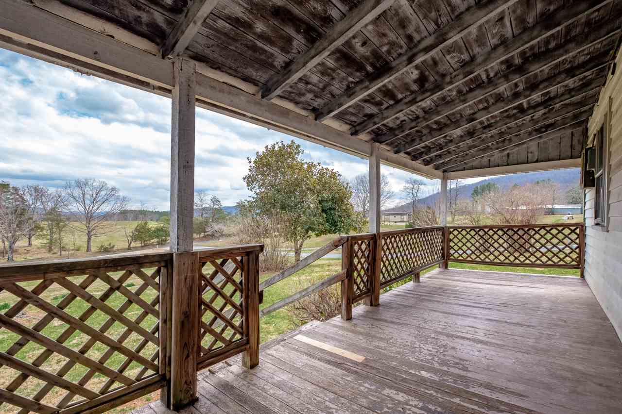 1266 Fox Hollow Road Afton, VA 22920 - Photo 4 of 37 Gallery Image 4
