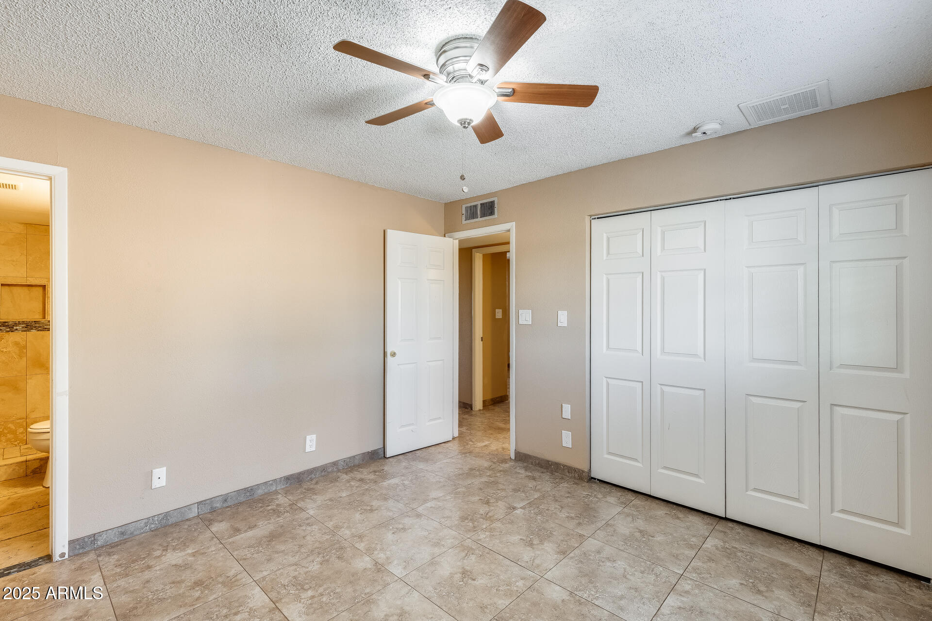 17633 North 15th Avenue Phoenix, AZ 85023 - Photo 12 of 32 a view of an empty room