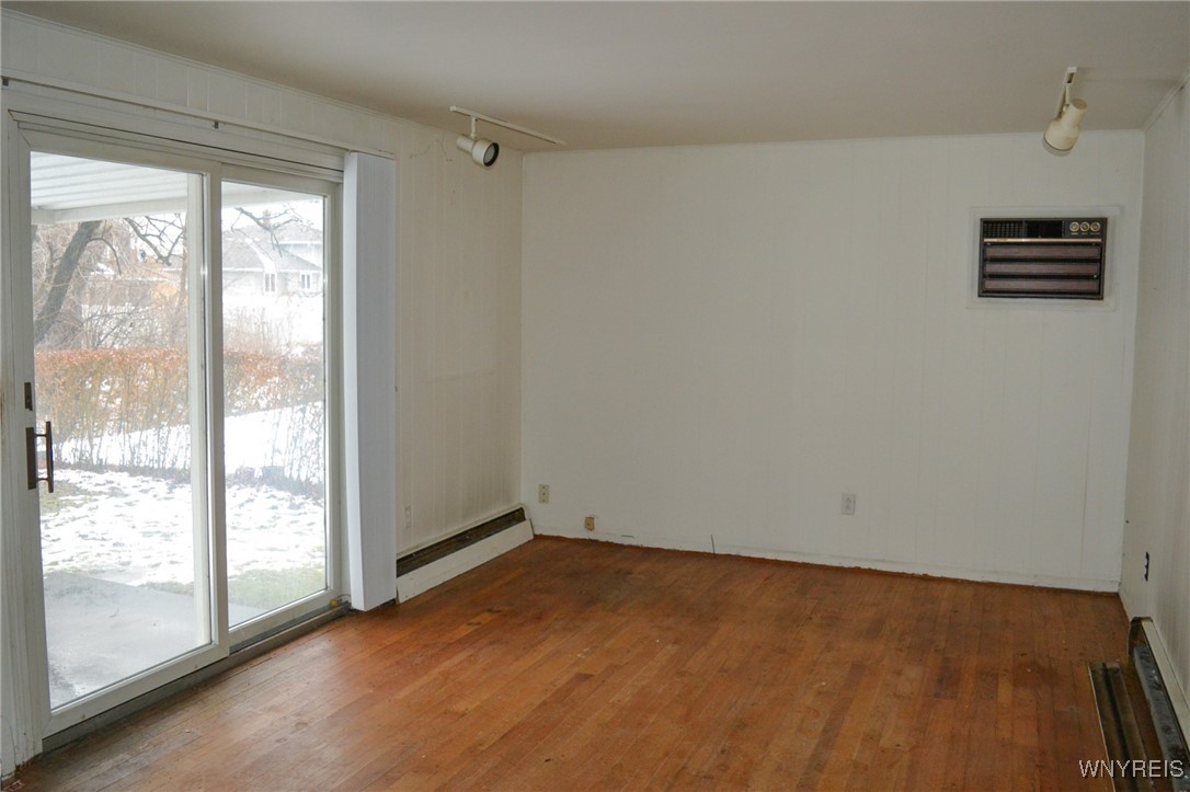 18 Ava Lane Amherst, NY 14221 - Photo 11 of 23