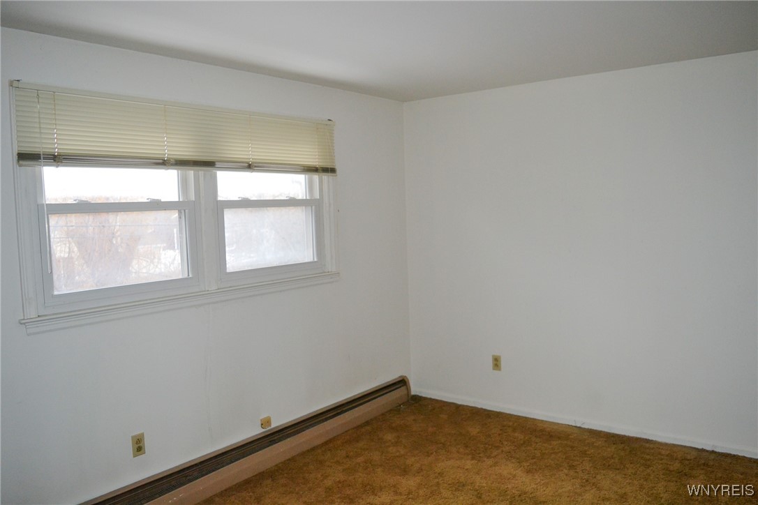 18 Ava Lane Amherst, NY 14221 - Photo 16 of 23