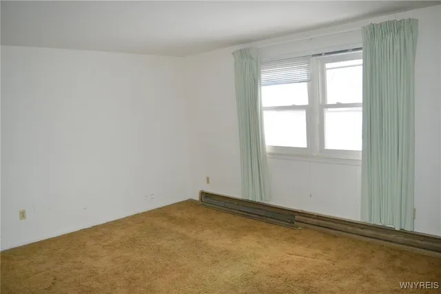 $259,900 | 18 Ava Lane, Amherst, NY 14221