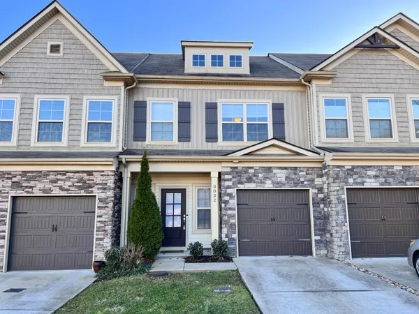 $1,995 | 3032 Thornbury Place, Old Hickory, TN 37138
