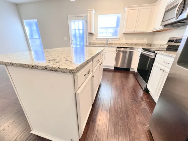 $1,995 | 3032 Thornbury Place, Old Hickory, TN 37138