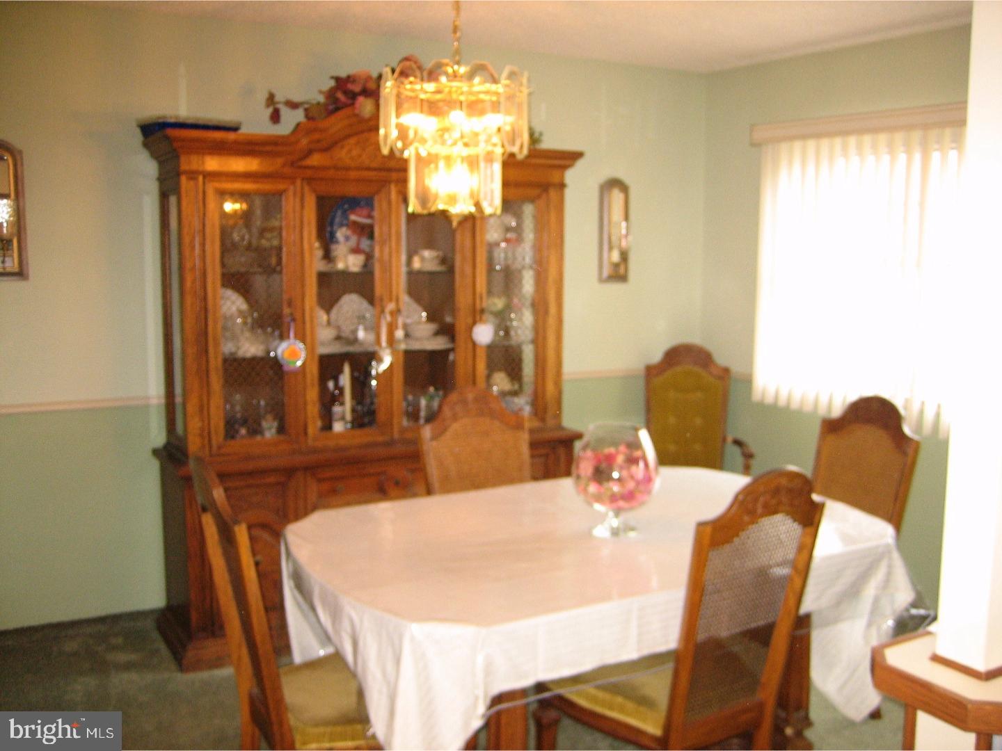 12623 Richton Road Philadelphia, PA 19154 - Photo 3 of 22 Dining Room