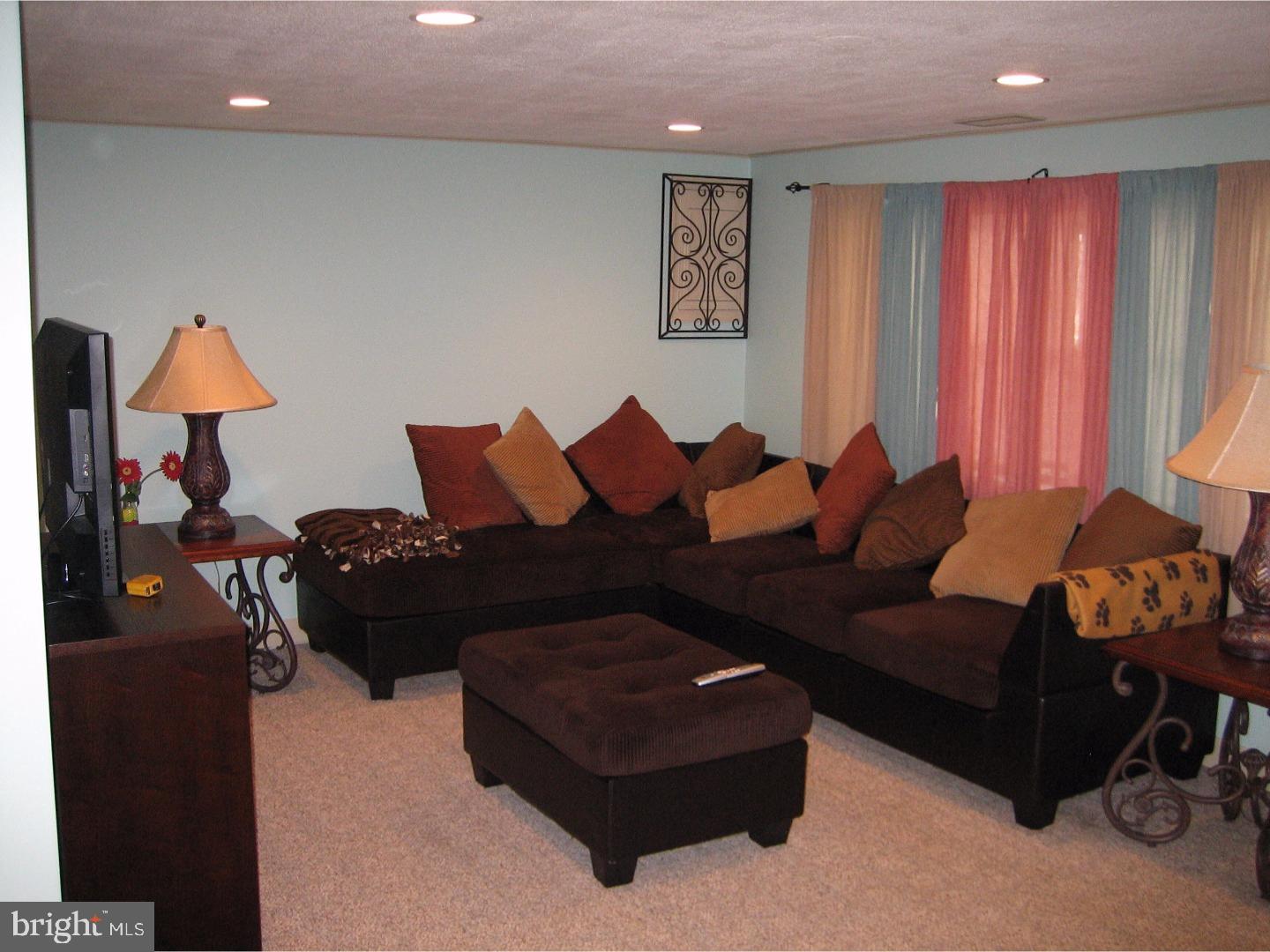 12623 Richton Road Philadelphia, PA 19154 - Photo 4 of 22 Basement - Finished