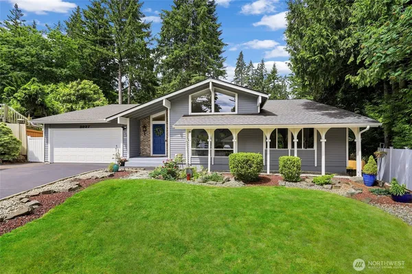 $1,599,995 | 3027 167th Avenue Northeast, Bellevue, WA 98008