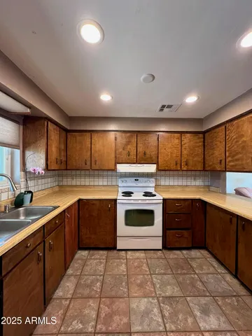 $310,000 | 374 West Duane Street, Benson, AZ 85602