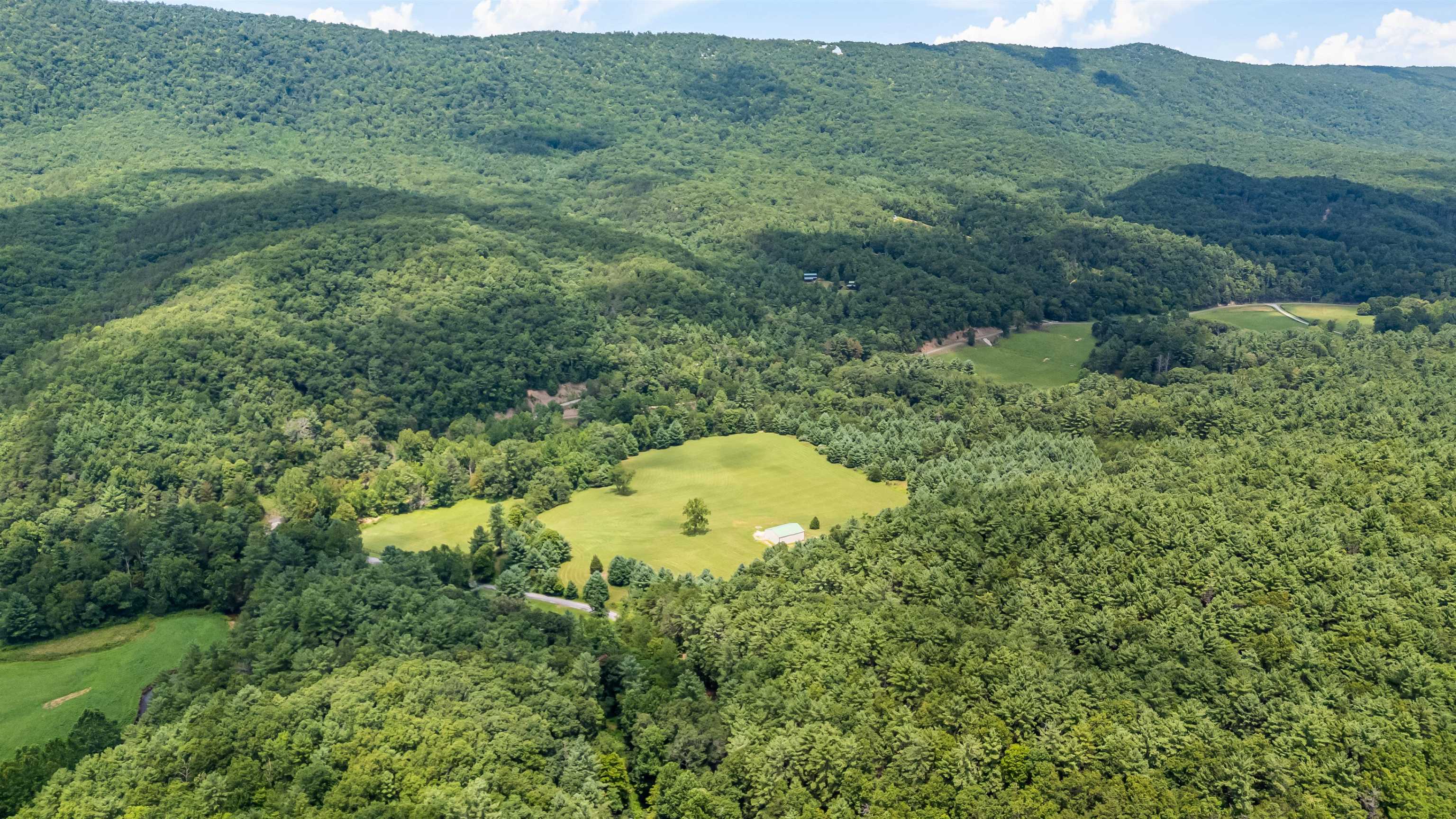 5685 Robinson Tract Road Pulaski, VA 24301 - Photo 66 of 82 Gallery Image 66