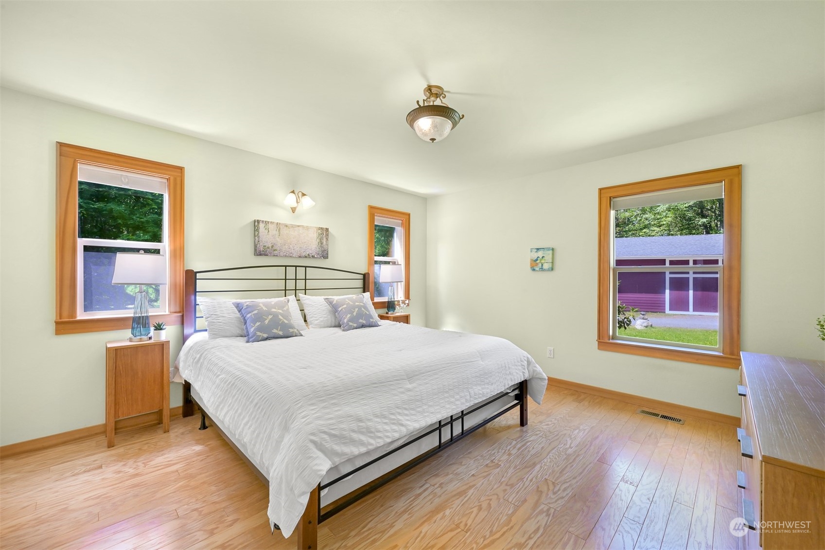 3030 Aldergrove Road Ferndale, WA 98248 - Photo 10 of 38 a bedroom with a large bed and a window