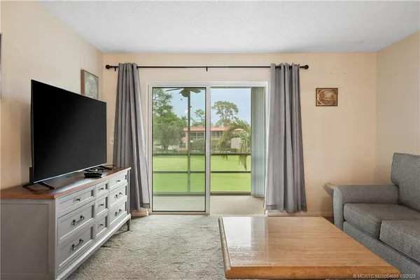 $120,000 | 1943 Southwest Palm City Road, Unit 22G, Stuart, FL 34994