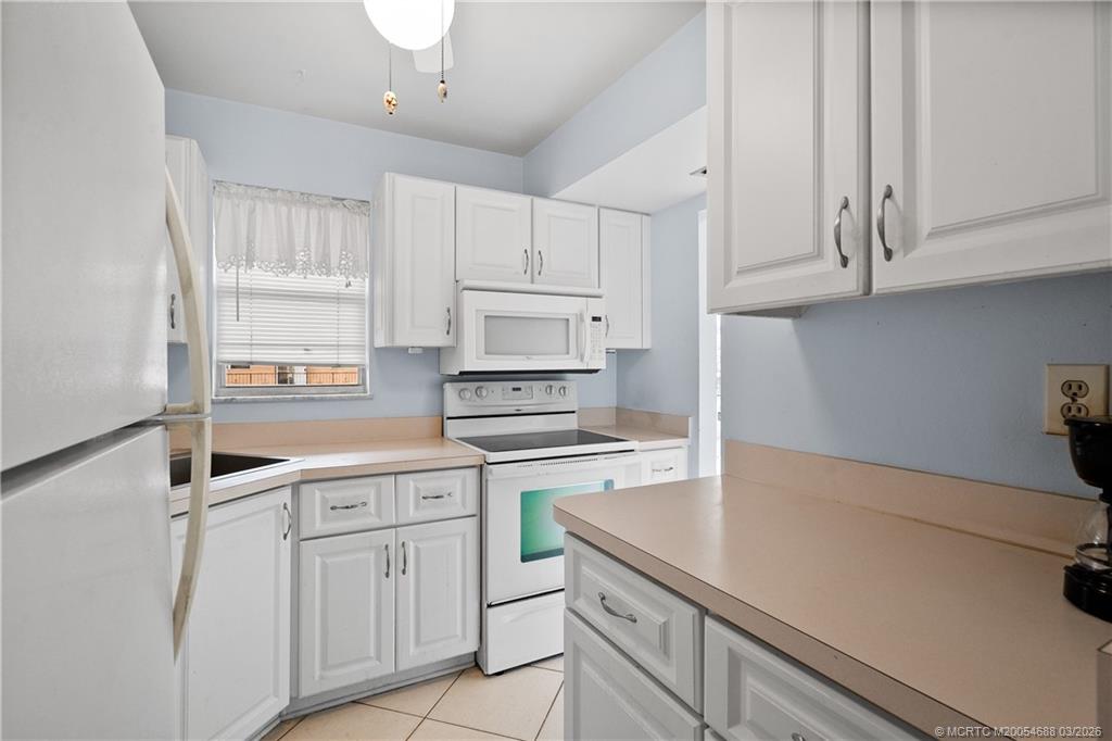 1943 Southwest Palm City Road, Unit 22G Stuart, FL 34994 - Photo 6 of 31