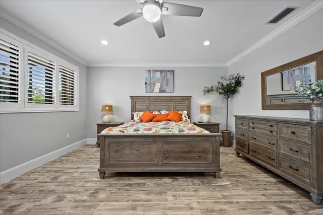 $1,099,000 | 1810 Gulfstream Way, West Palm Beach, FL 33411