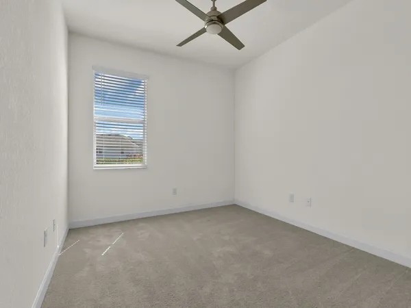 $4,000 | 5982 Sequoia Circle, Vero Beach, FL 32967
