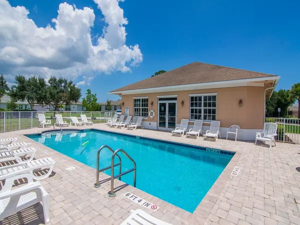 $4,000 | 5982 Sequoia Circle, Vero Beach, FL 32967