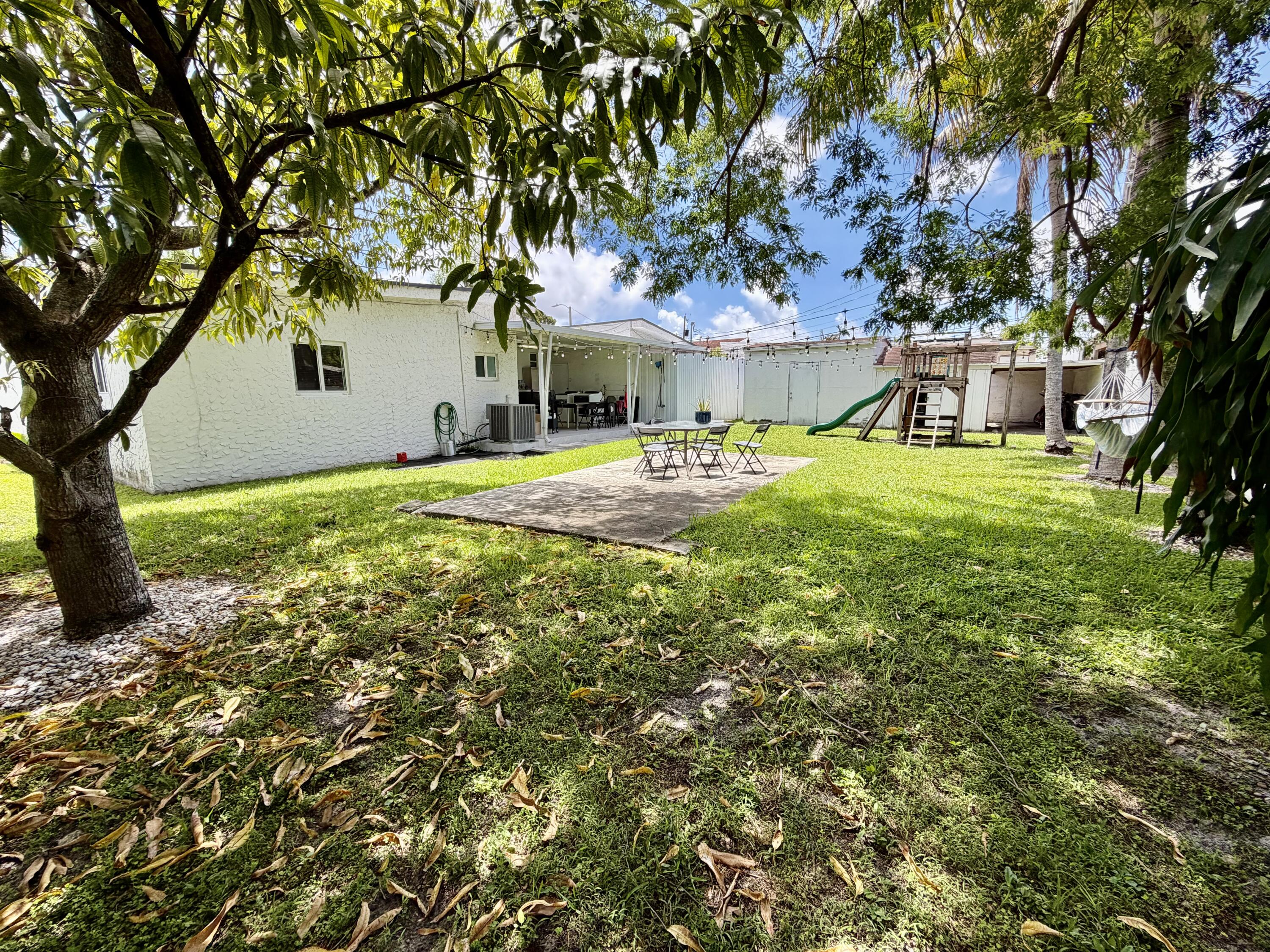 114 Southwest 57th Court Miami, FL 33144 - Photo 27 of 34 IMG_6569