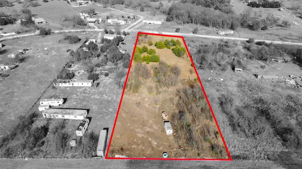 528 County Road 3824 Wills Point, TX 75169 - Photo 2 of 13 a view of swimming pool with a yard