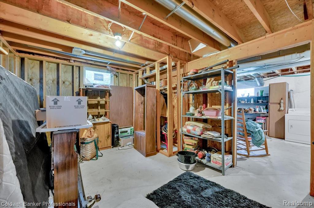 1361 Higley Road Lapeer, MI 48446 - Photo 30 of 33