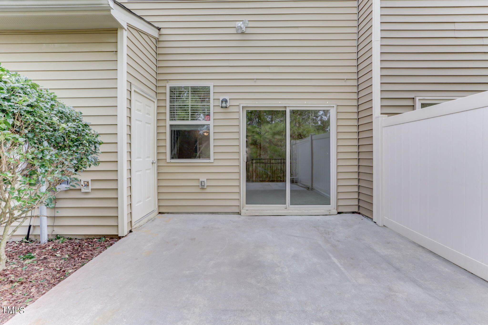 179 Token House Road Durham, NC 27703 - Photo 28 of 38 25-web-or-mls-Token House Rd-025
