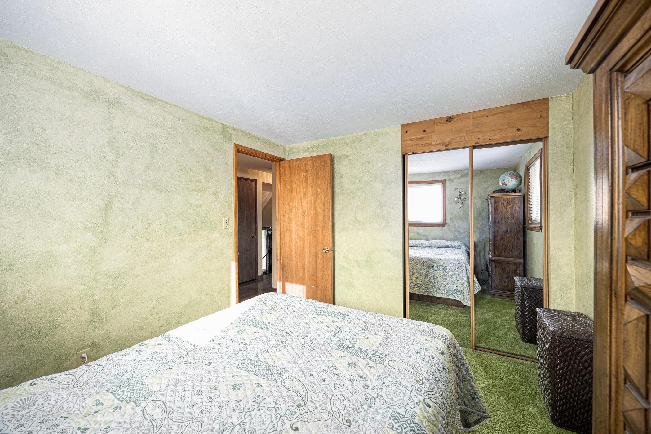 3872 Lynward Road Columbus, OH 43228 - Photo 20 of 47 Bedroom 1