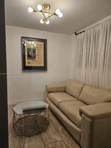 $1,100,000 | 1915 Normandy Drive, Miami Beach, FL 33141