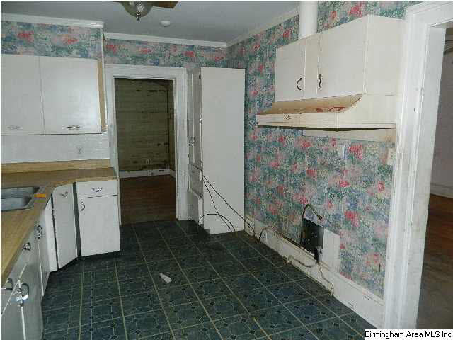 63 Franklin Street Heflin, AL 36264 - Photo 8 of 15