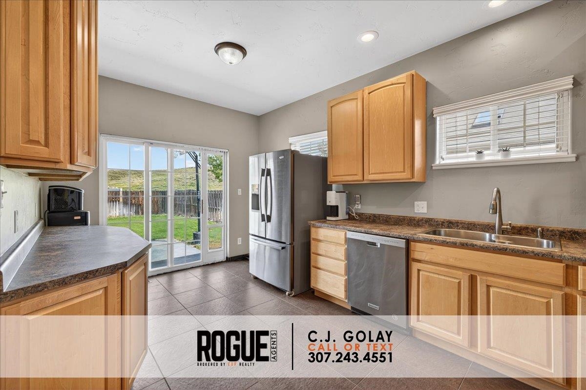 6041 South Spruce Street Casper, WY 82601 - Photo 13 of 49