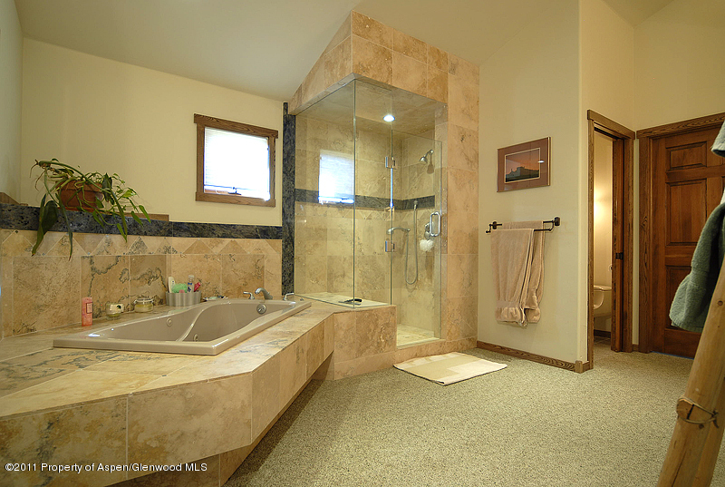 128 Ridge Road Basalt, CO 81621 - Photo 6 of 10 Master bath
