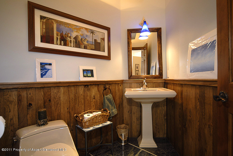 128 Ridge Road Basalt, CO 81621 - Photo 8 of 10 Powder room